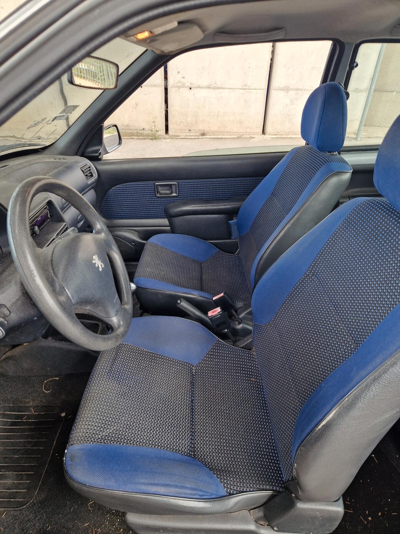 Peugeot 106 1.1i cat 3 porte Sport - 2002