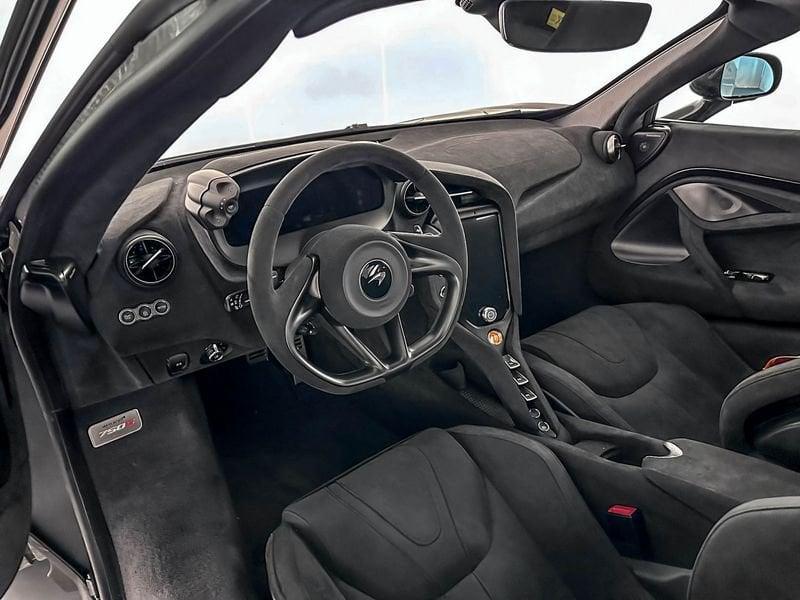 McLaren 750S 4.0 V8 Coupe MY27 - McLaren Milano