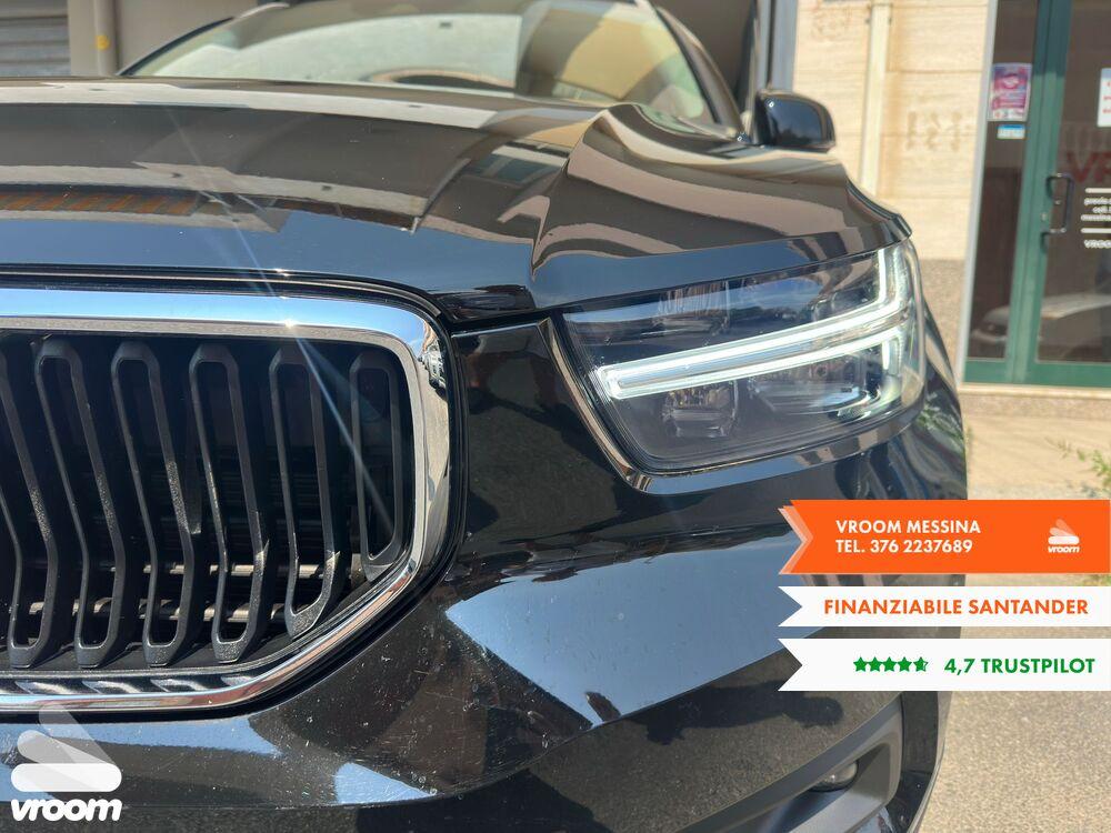 VOLVO XC40 (2017-->) XC40 T3 Momentum Pro