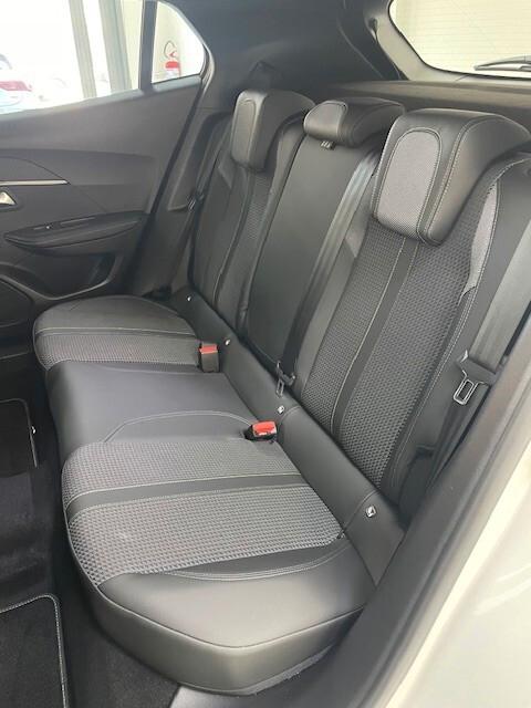 Peugeot 2008 BlueHDi 130 S&S EAT8 GT Pack
