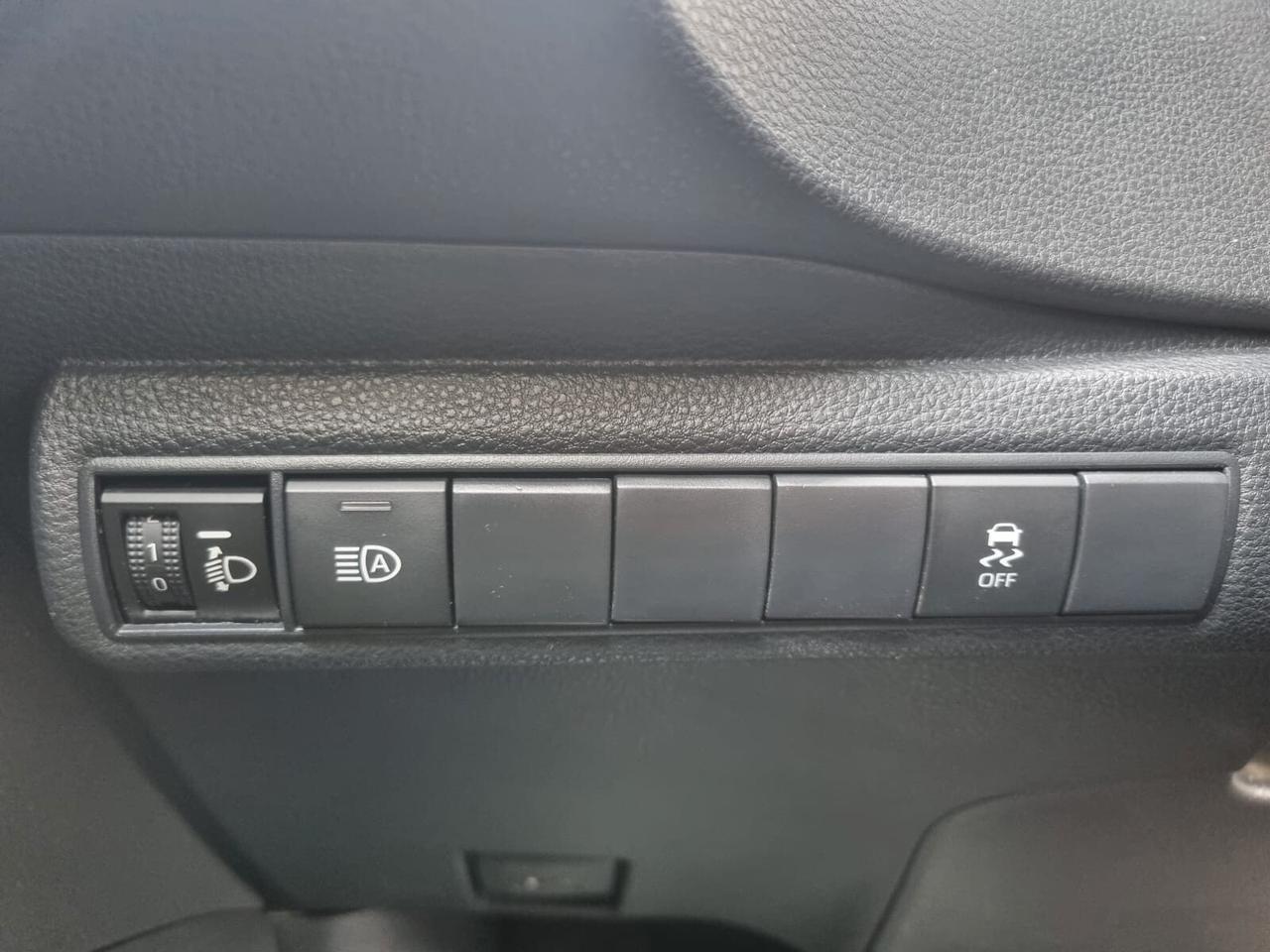 Toyota Corolla 1.8 Hybrid Business