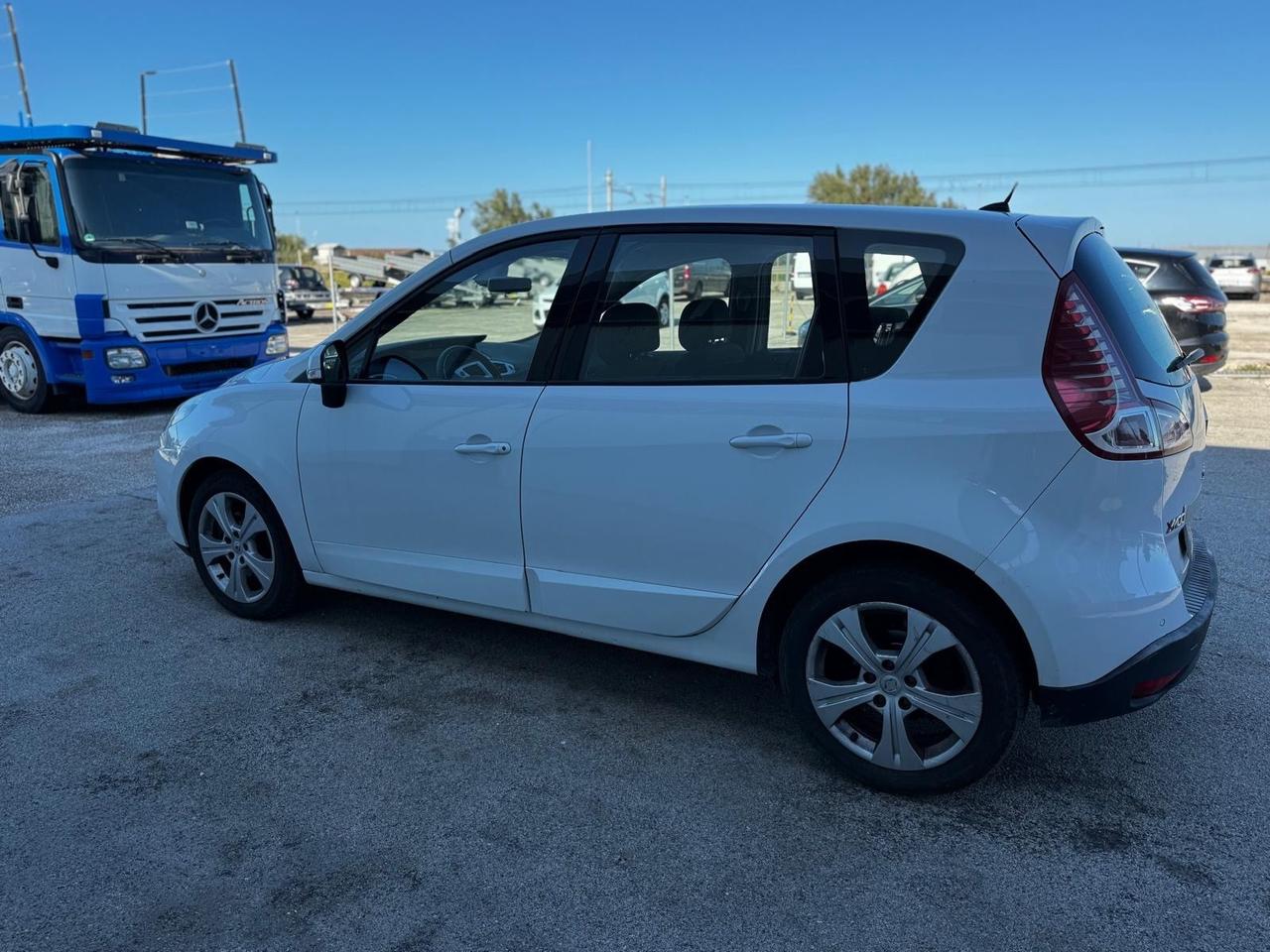 Renault Scenic Scénic X-Mod 1.5 dCi 110CV Confort