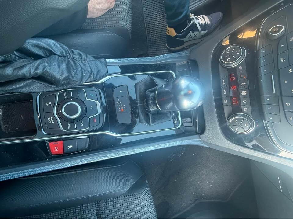 Peugeot 508 1.6 e-HDi 112CV cambio robotizzato S&S SW Ciel Business