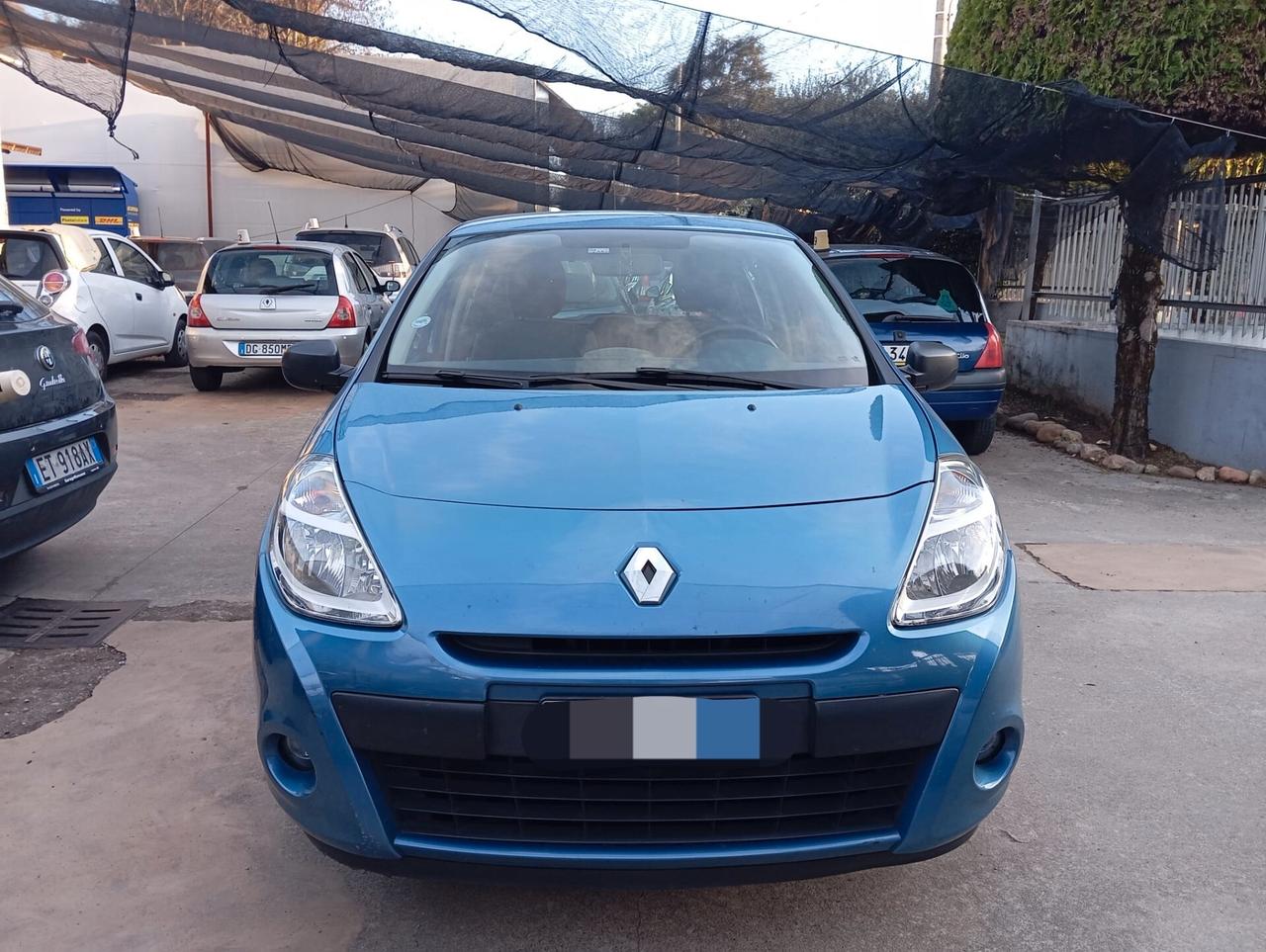 Renault Clio 1.2 16V 5 porte ritiriamo usato