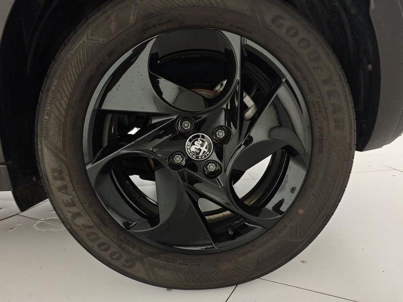 Alfa Romeo Junior 1.2 145 CV Hybrid eDCT6