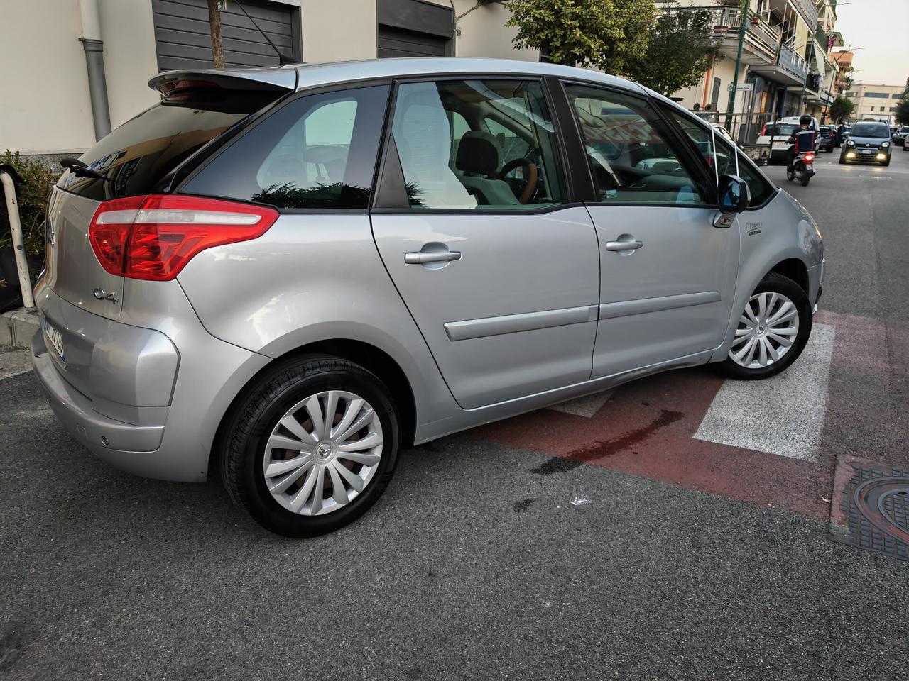 CITROEN C4 PICASSO 2.0 HDI CV136 KW100 EXCLUSIVE