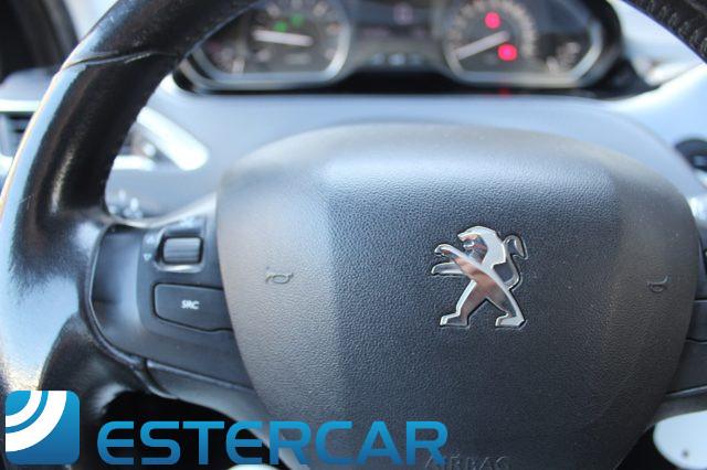 PEUGEOT 2008 BlueHDi 100 Allure