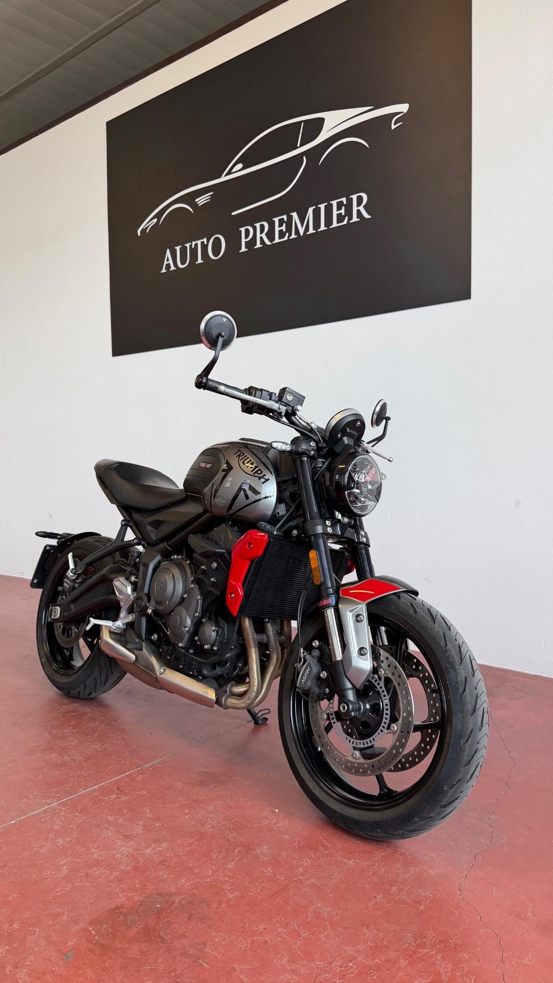 Triumph Trident 660