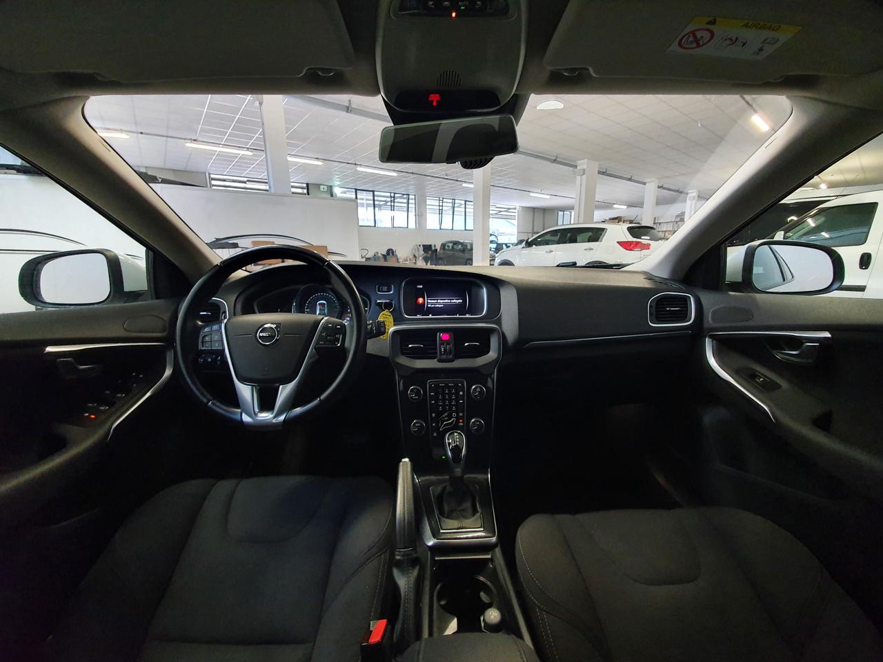 VOLVO V40 (2012-2020) - V40 D2 Geartronic Business