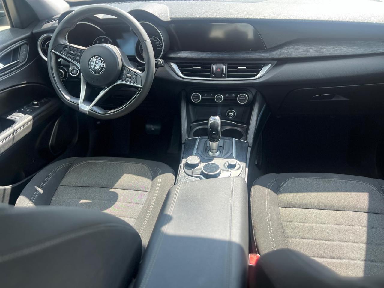 Alfa Romeo Stelvio 2.2 Turbodiesel 190 CV AT8 RWD Business