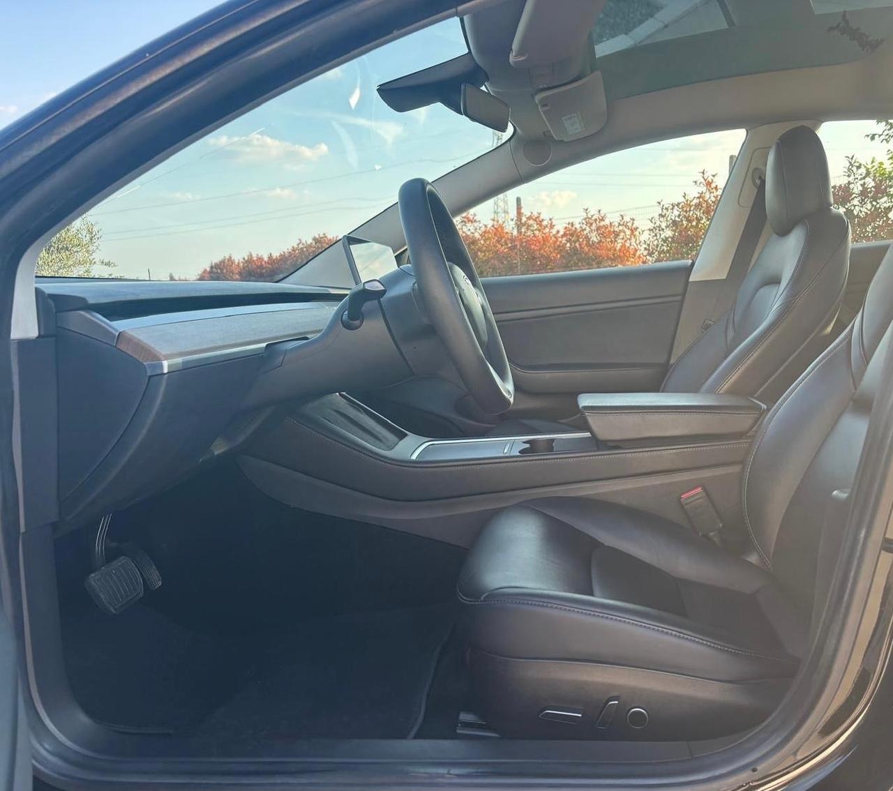 Tesla Model 3 Long Range Dual Motor AWD