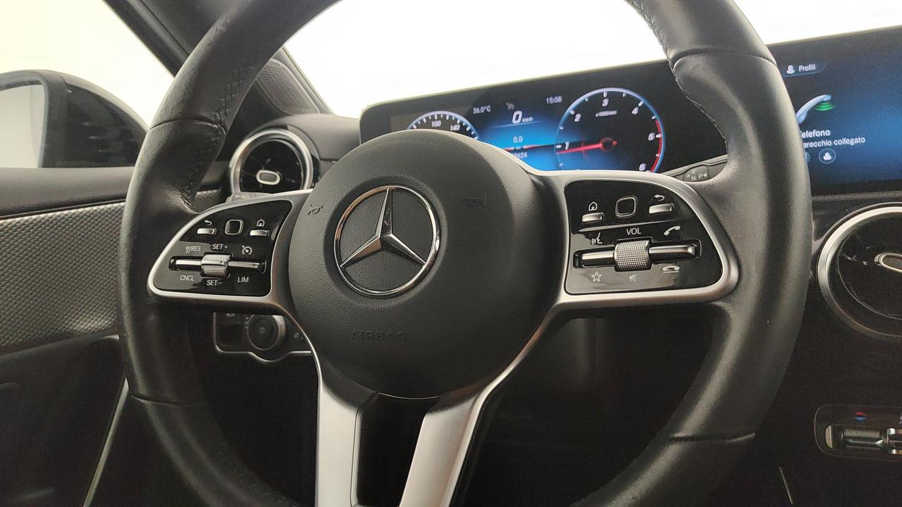 Mercedes-Benz A 180 d Sport auto