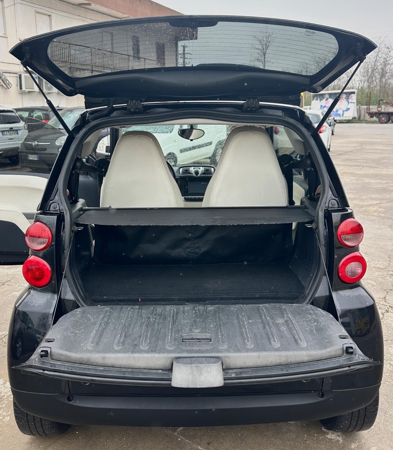 Smart ForTwo 1000 52 kW MHD coupé passion