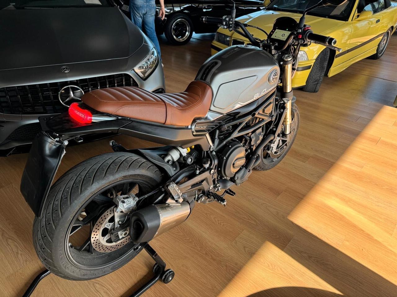BENELLI LEONICINO 800