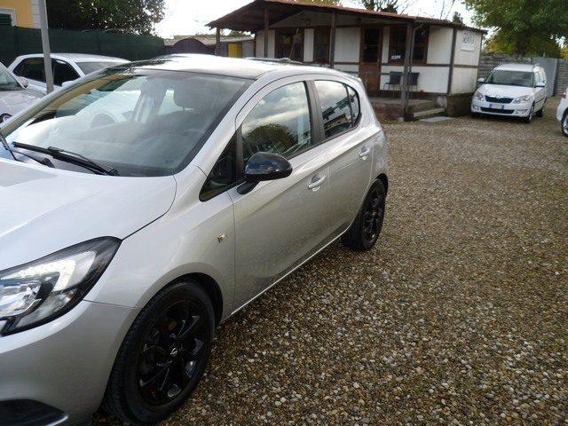 OPEL Corsa 1.2 5 porte b-Color