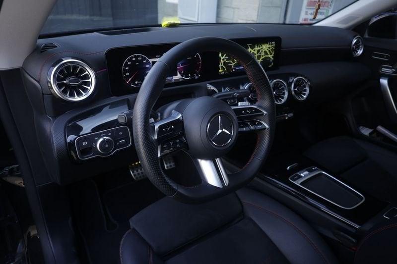 Mercedes-Benz CLA Mercedes-Benz CLA 200 d AMG Line Premium Plus Tetto Panoramico Unicoproprietario