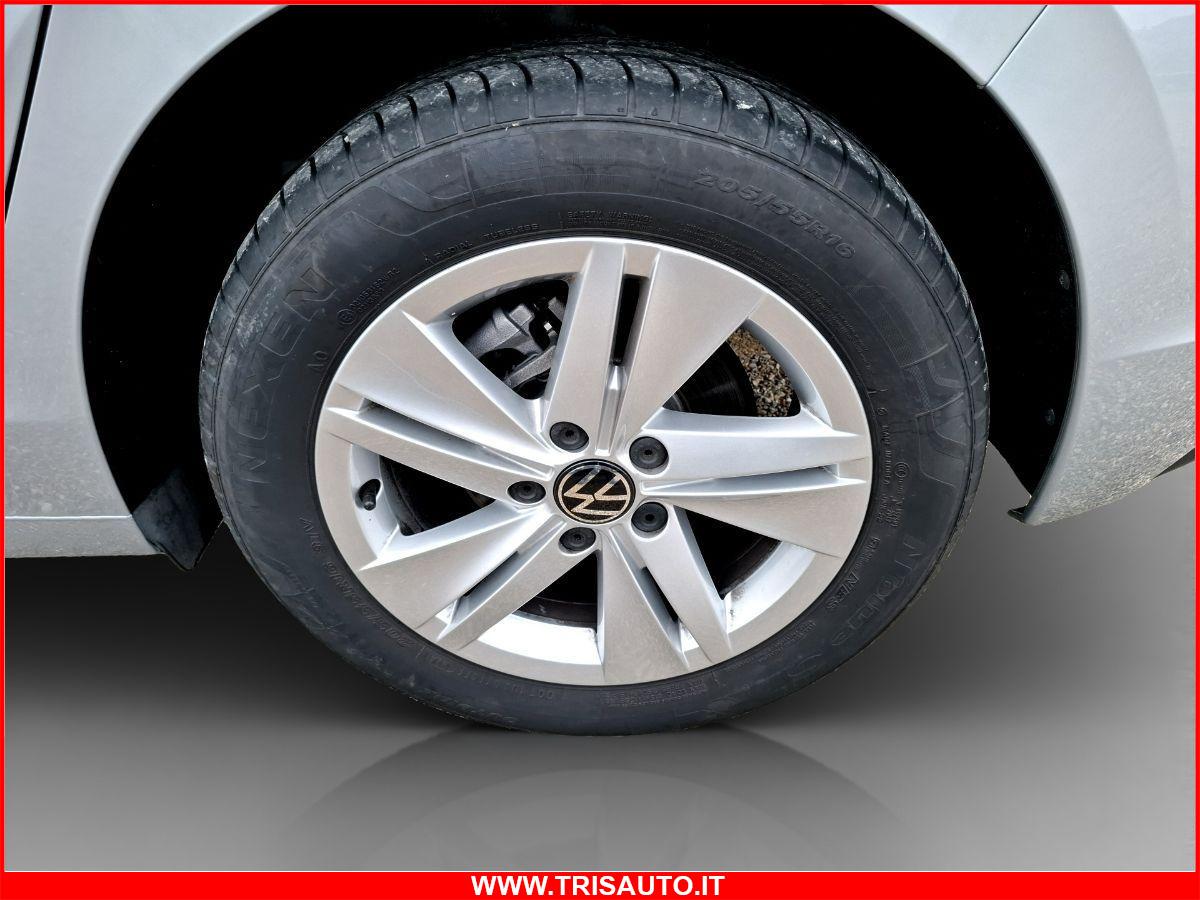 VOLKSWAGEN Golf 2.0 Tdi Life NEOPATENTATI (FULL LED+NAVI)