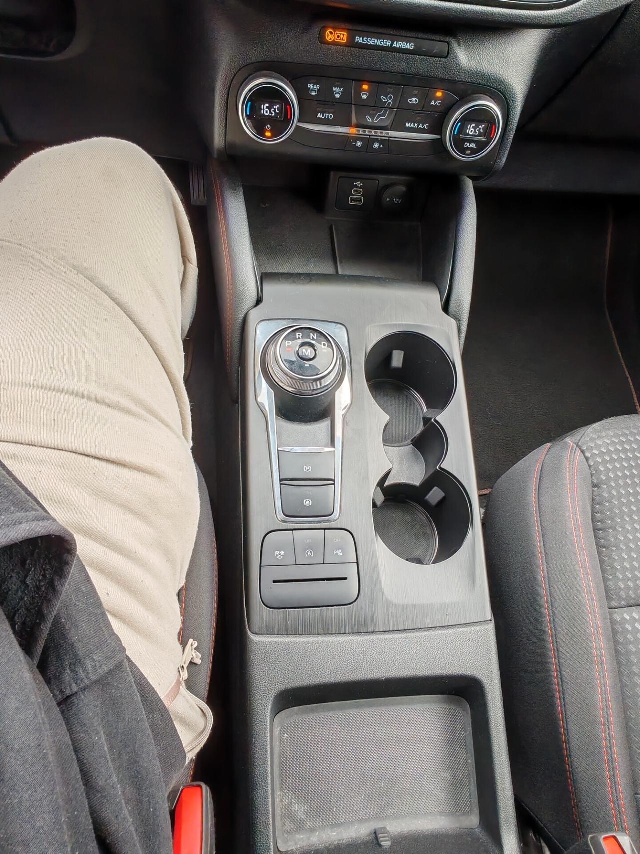FORD KUGA ST-LINE 120CV AUTOMATICA