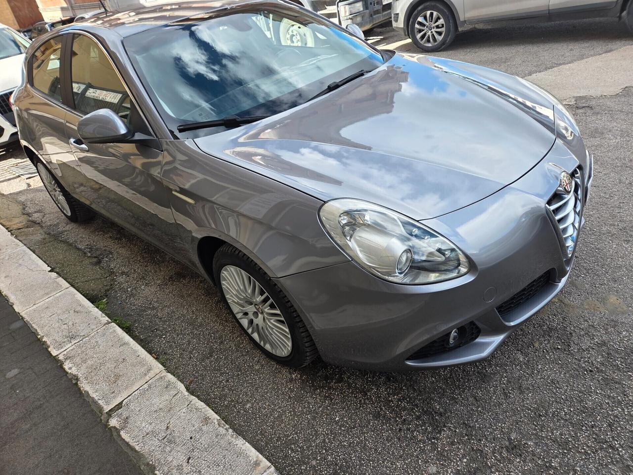 ALFA ROMEO GIULIETTA ANNO 2012 1.6 JTDM KM CERTIFICATI