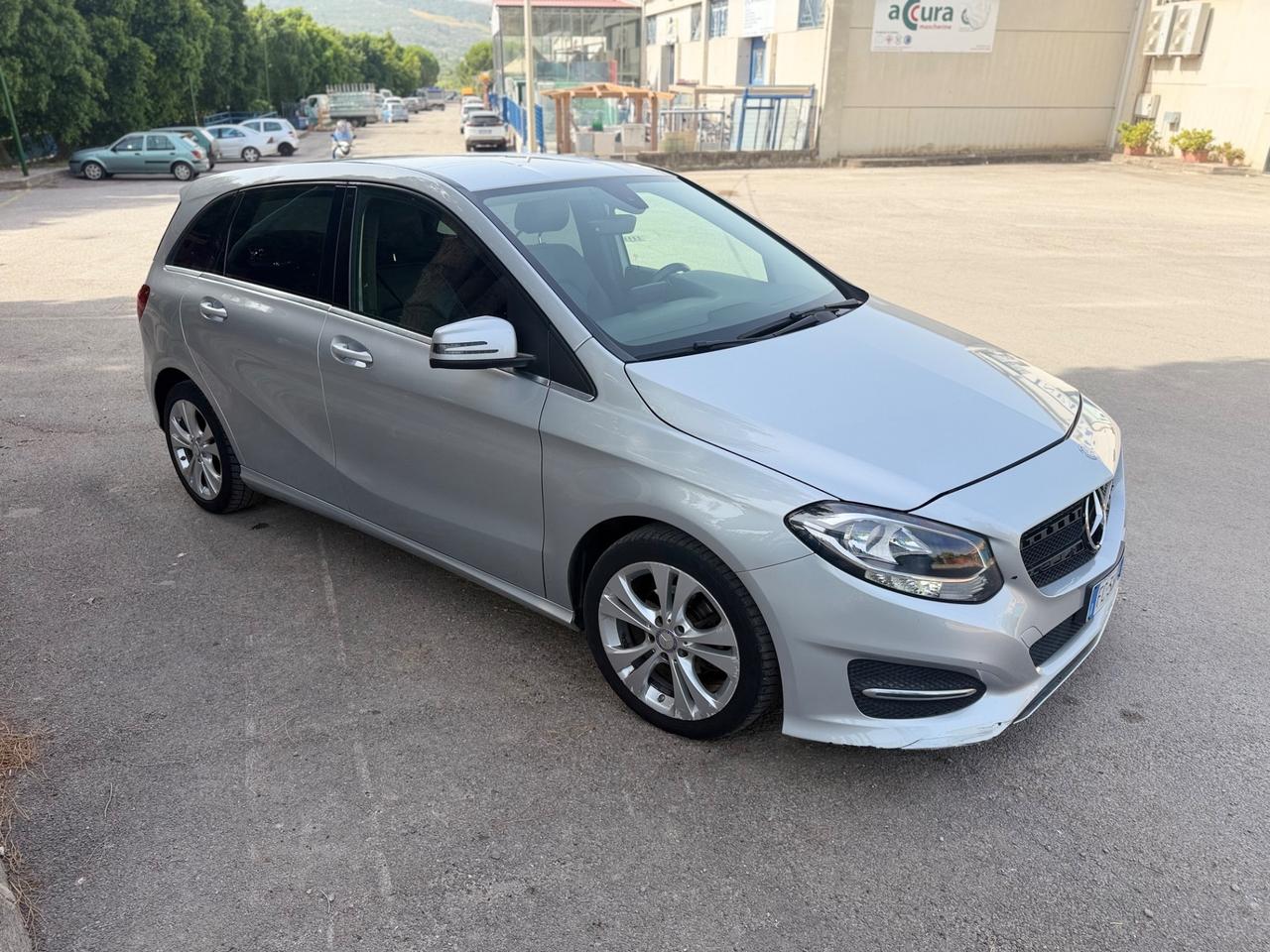 Mercedes-benz B 180 d Premium