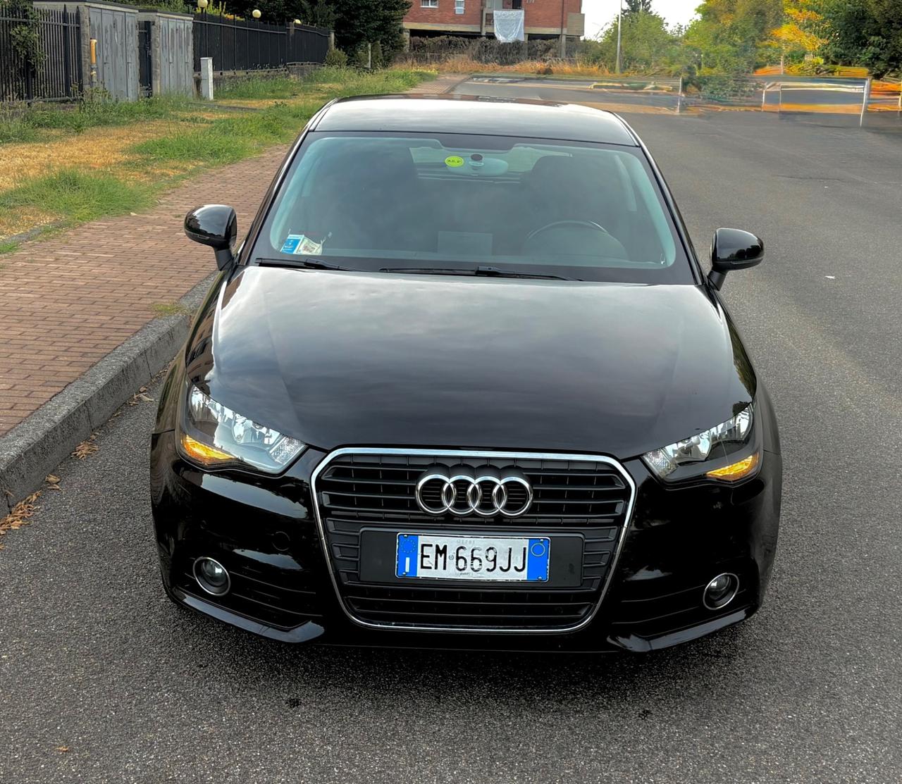 Audi A1 1.6 TDI 105 CV Admired 1prop perfetta