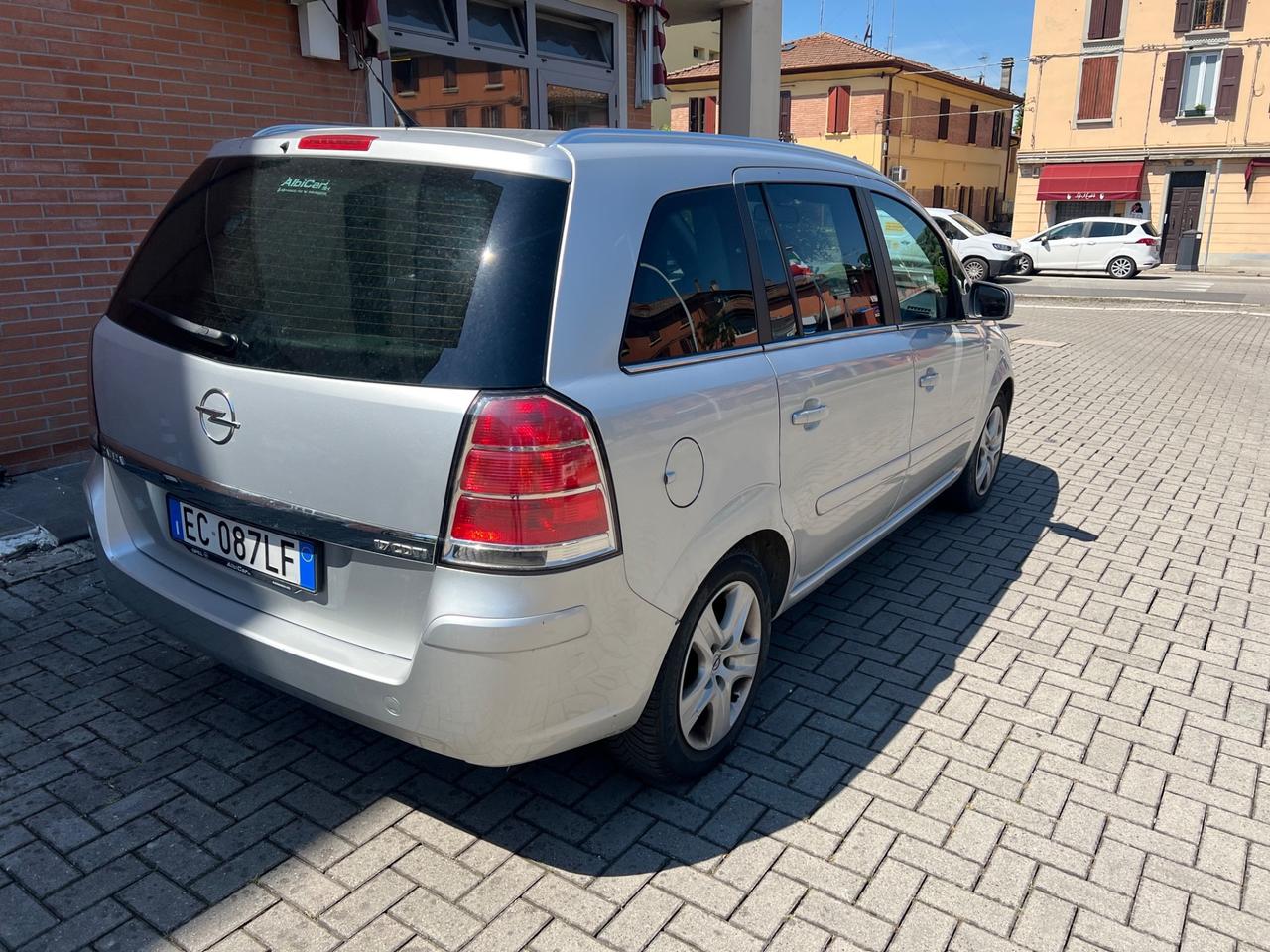 Opel Zafira 1.7 CDTI 110CV Edition