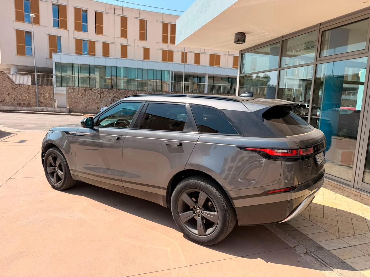Land Rover Range Velar 2.0D I4 240 CV R-Dynamic S