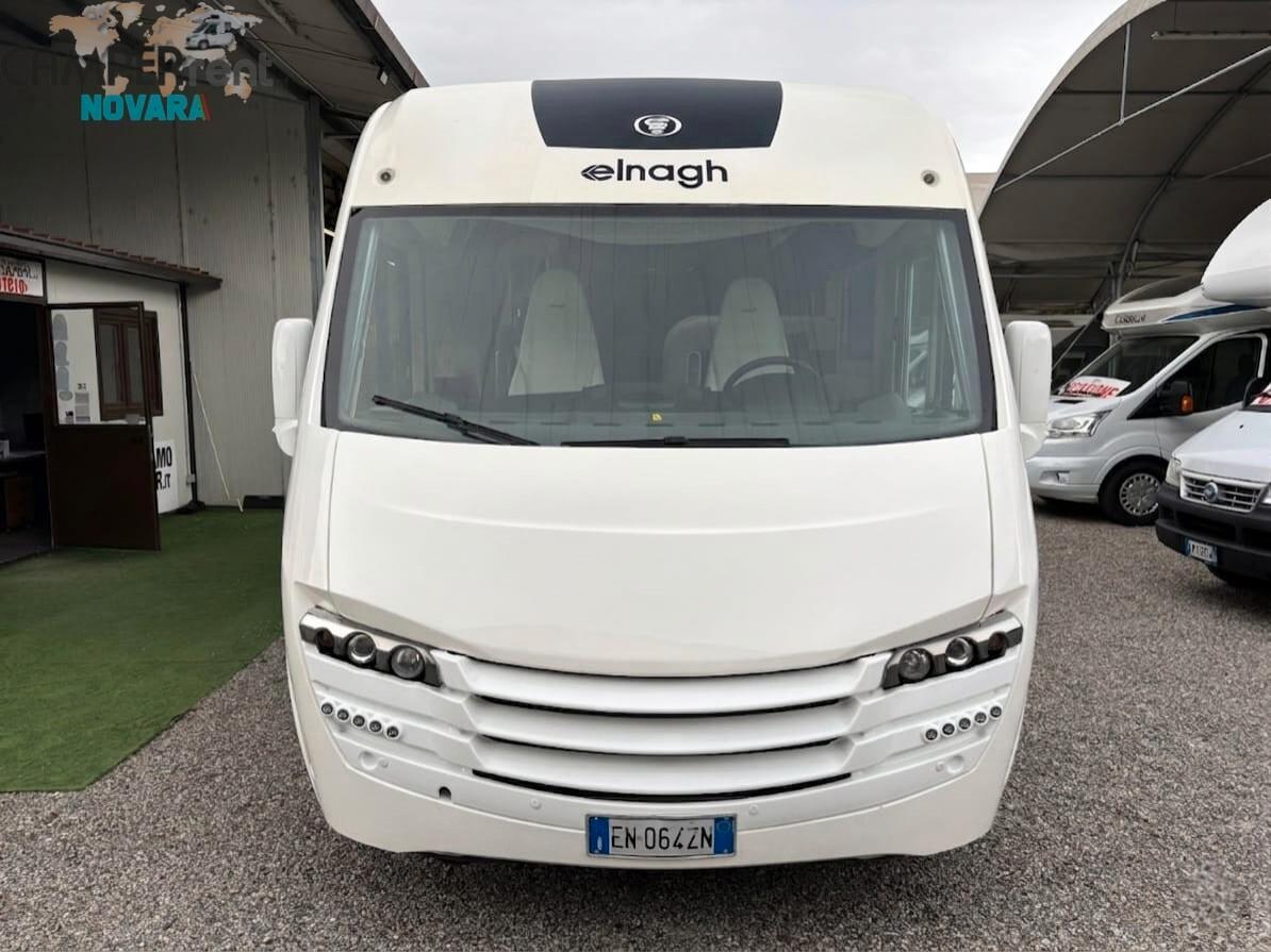 ELNAGH MAGNUM 81G - motorhome con letto nautico in coda e maxi garage
