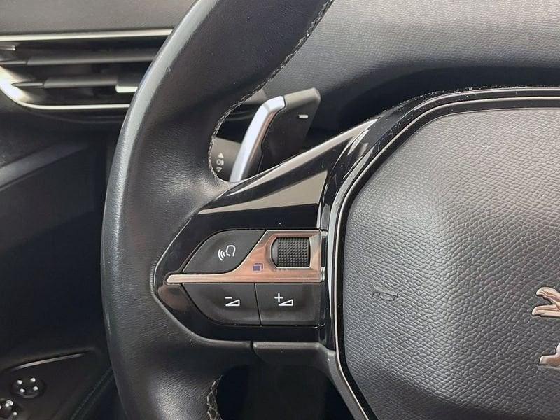 Peugeot 3008 3008 Hybrid4 300 e-EAT8 Allure Pack