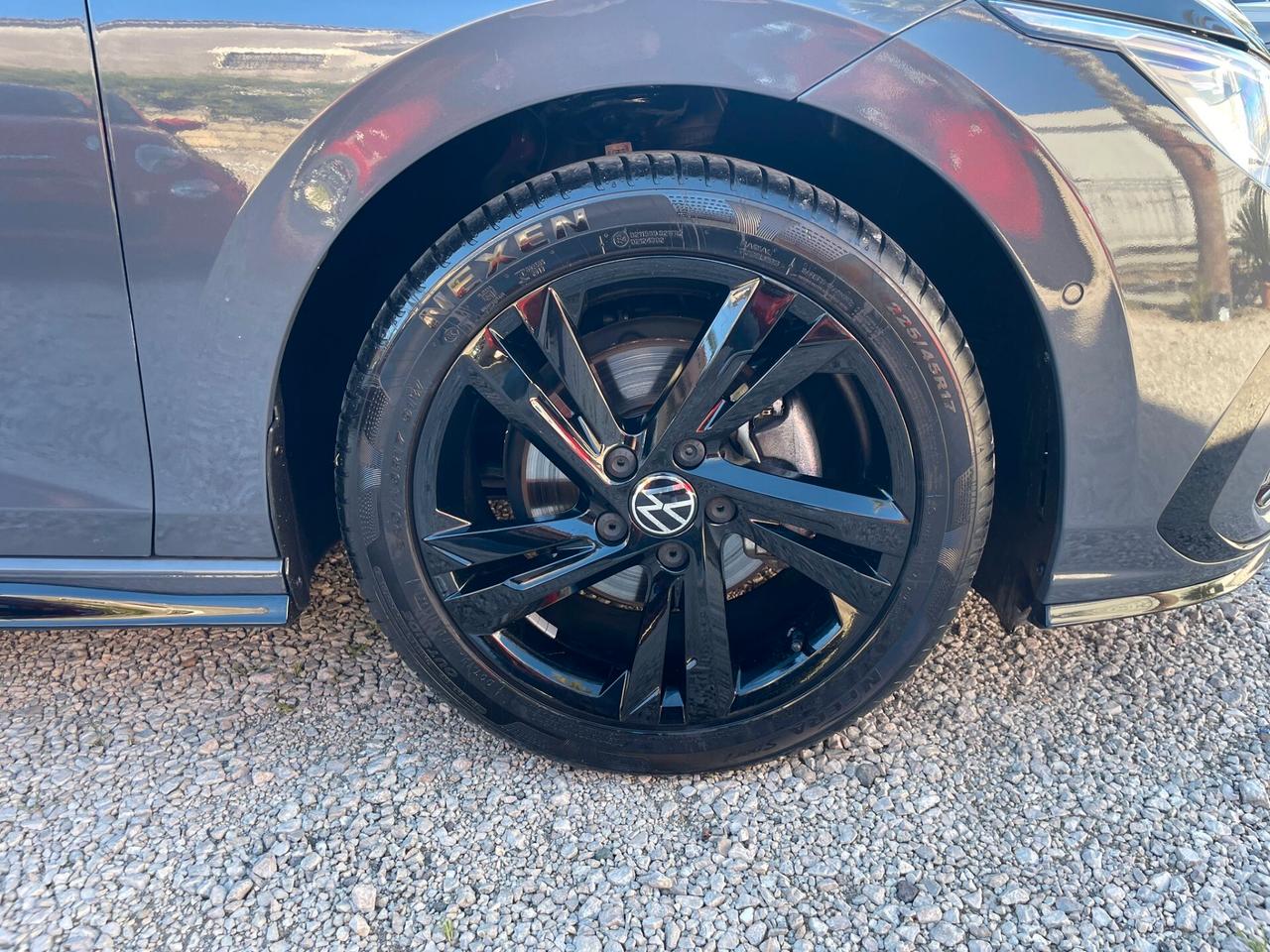 Volkswagen Golf 1.5 TSI EVO ACT R-Line