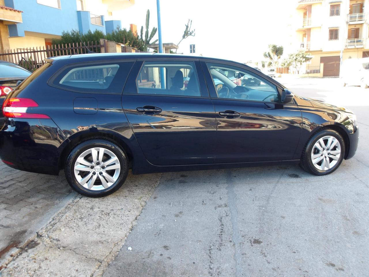 Peugeot 308 Station Wagon 308 SW 1.5 bluehdi Allure s&s 130cv eat8