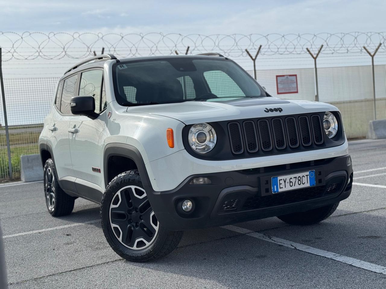 JEEP RENEGADE 2.0MTJ 4WD Trailhawk 2015 12MESI DI GARANZIA