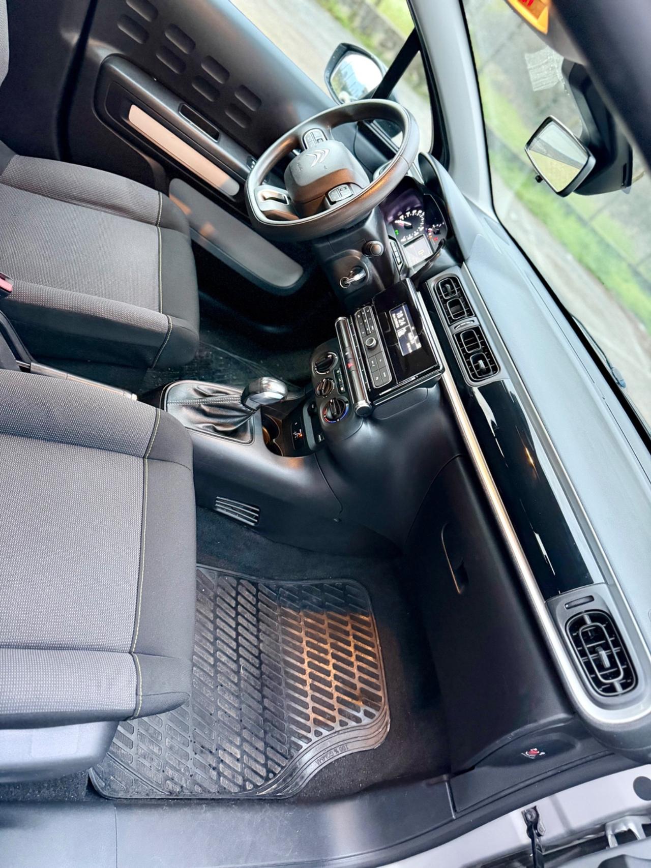 Citroen C3 PureTech 110 S&S EAT6 Shine