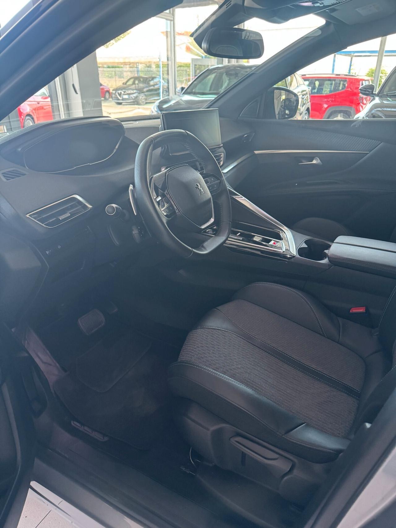 PEUGEOT 3008 HDi 130 S&S EAT8 Allure Pack FULL OPTIONAL IMMATRICOLAZIONE MAGGIO 2024