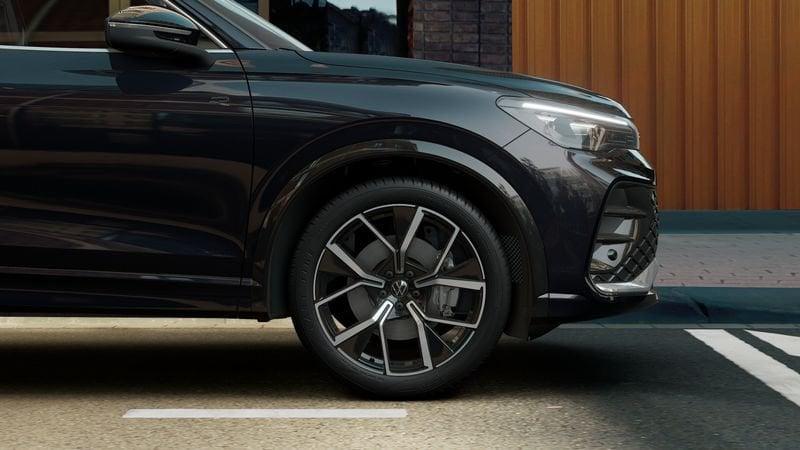 Volkswagen Tiguan 2.0 TDI 150 CV DSG R-Line Plus