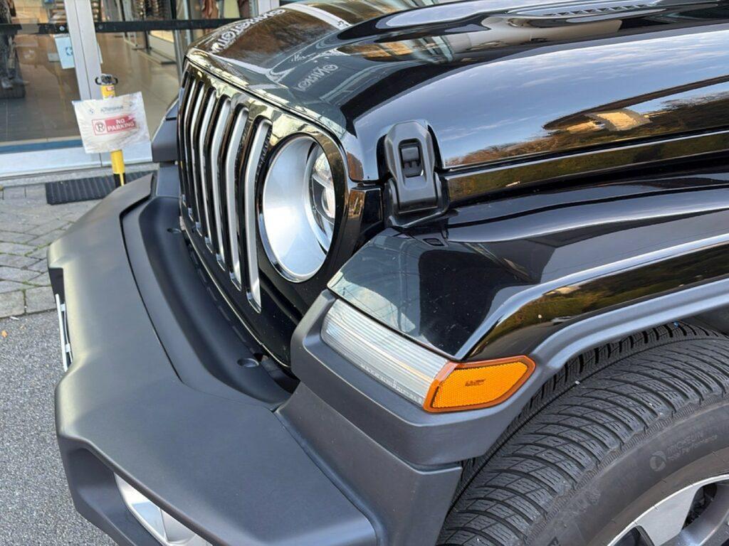 Jeep Wrangler Unlimited 2.0 Sahara 4WD Auto