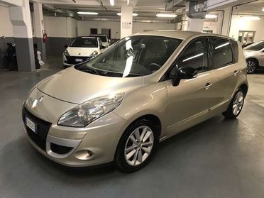Renault Scenic Scenic III X-Mod 1.6 dci Luxe 130cv