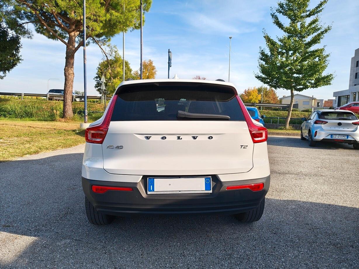 Volvo XC40 T2 Momentum
