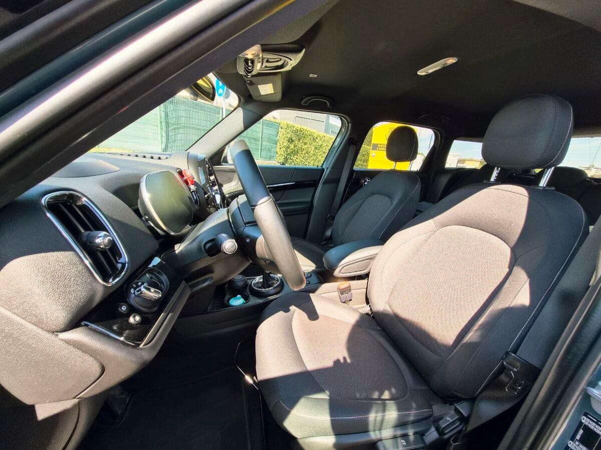 Mini Countryman 2.0 Cooper D Essential auto