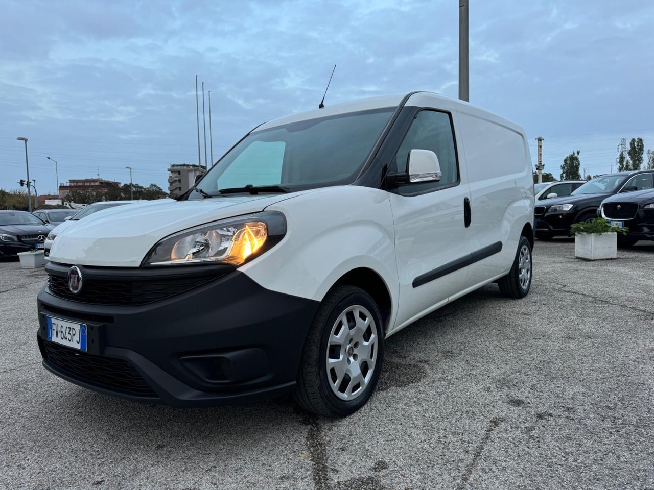 Fiat Doblo’ 1.4 T-Jet Natural Power CARGO MAXI