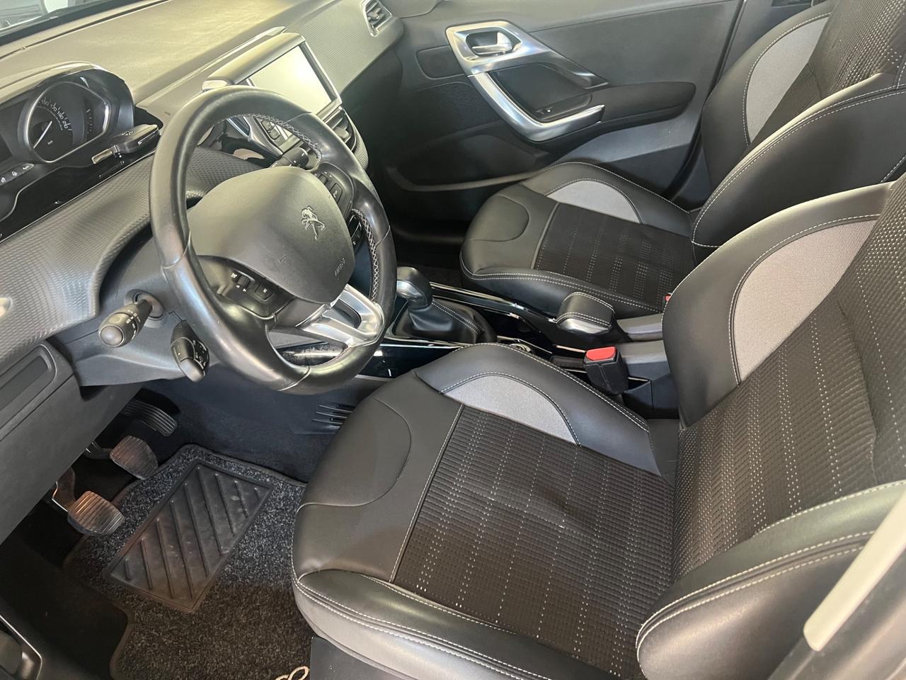 Peugeot 2008 PureTech Turbo 110 S&S Black Matt