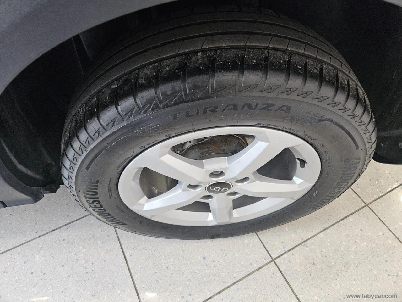 AUDI Q2 30 TDI S tronic Business