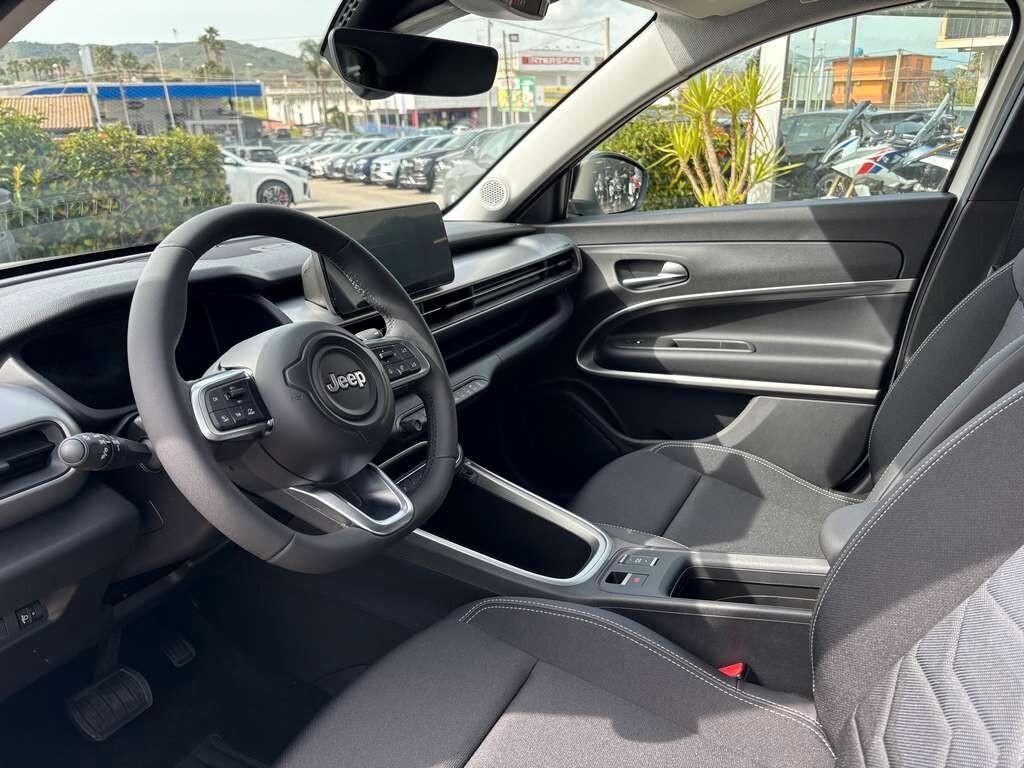 Jeep Avenger 1.2 Turbo 110 CV MHEV Summit automatica a 279 euro al mese