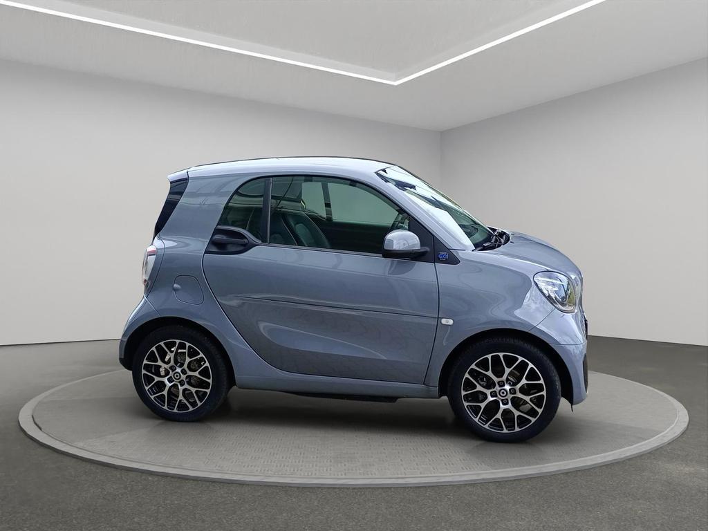 Smart fortwo eq racingreen 22kW