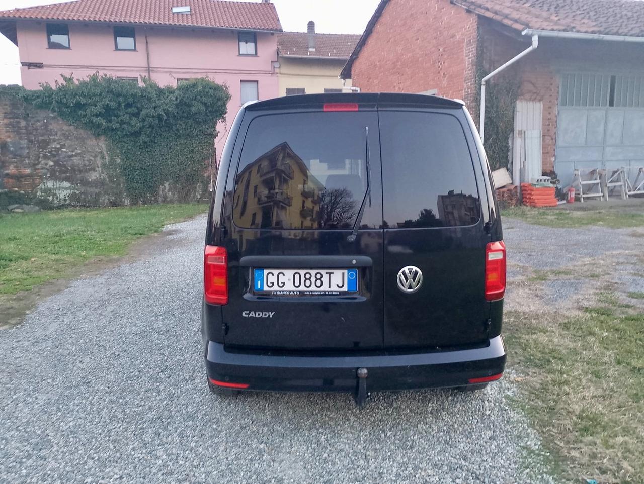 Volkswagen Caddy 2.0 TDI Business Gancio Traino