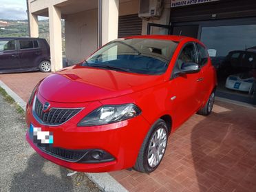 Lancia Ypsilon 1.0 FireFly 5 porte S&S Hybrid Ecochic UnYca