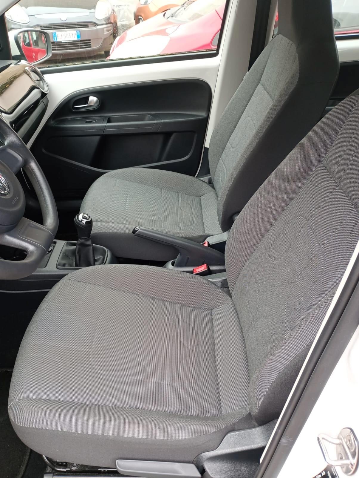 Volkswagen up! 1.0 bluemotion tech