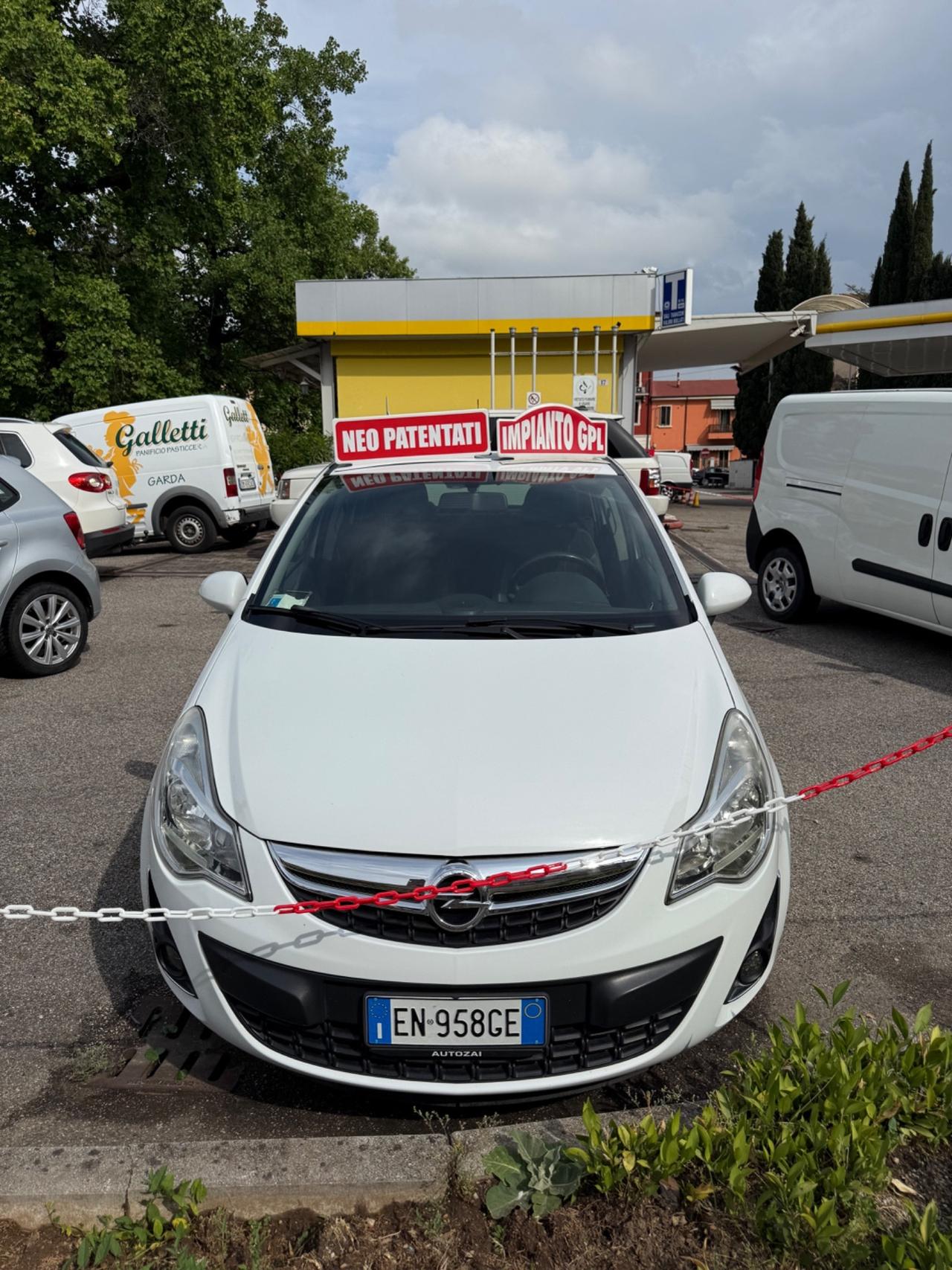 Opel Corsa 1.2 85CV 5 porte GPL-TECH Elective