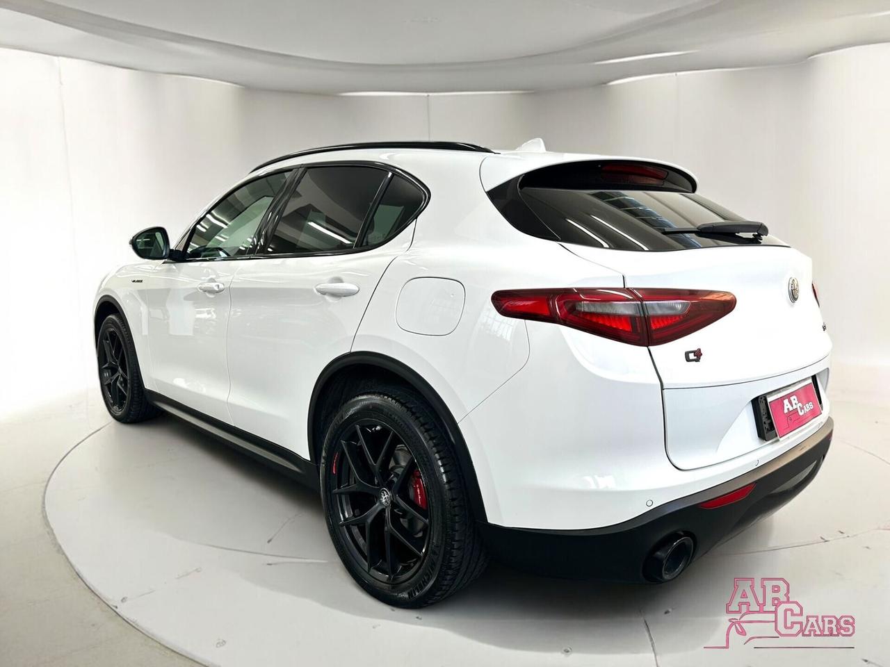 Alfa Romeo Stelvio 2.2 Turbodiesel 210 CV AT8 Q4 Veloce
