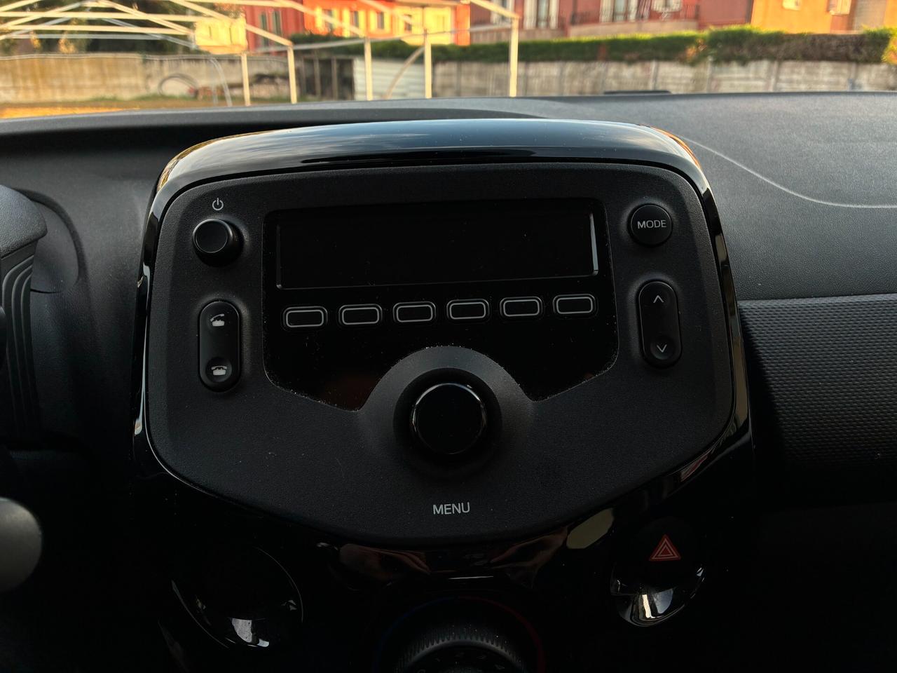 Citroen C1 VTi 72 ETG 5 porte Feel